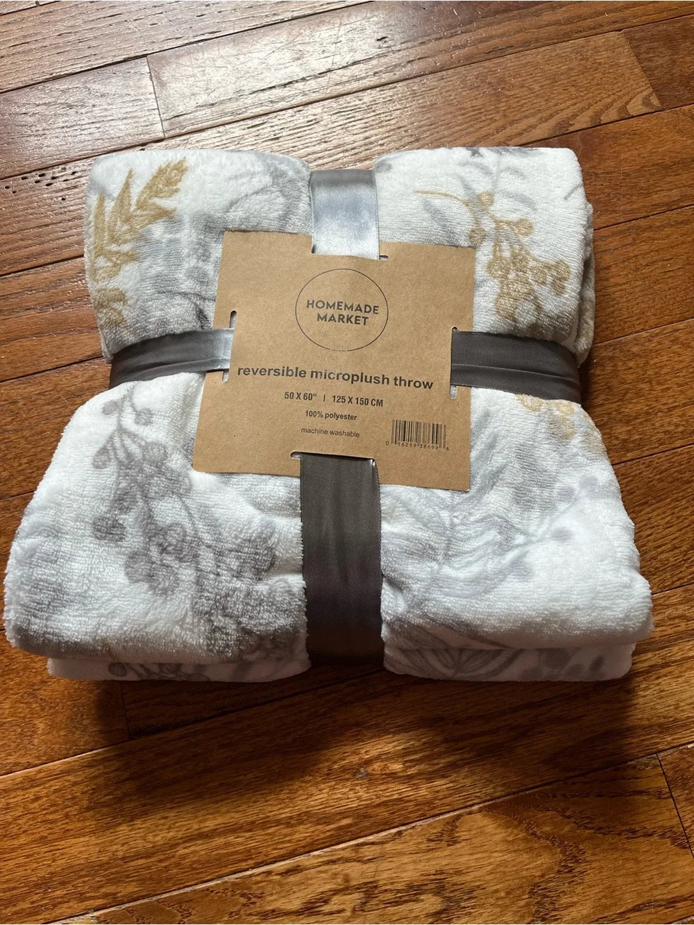 NWT Reversible Microplush Throw - White with Gold & Gray Floral